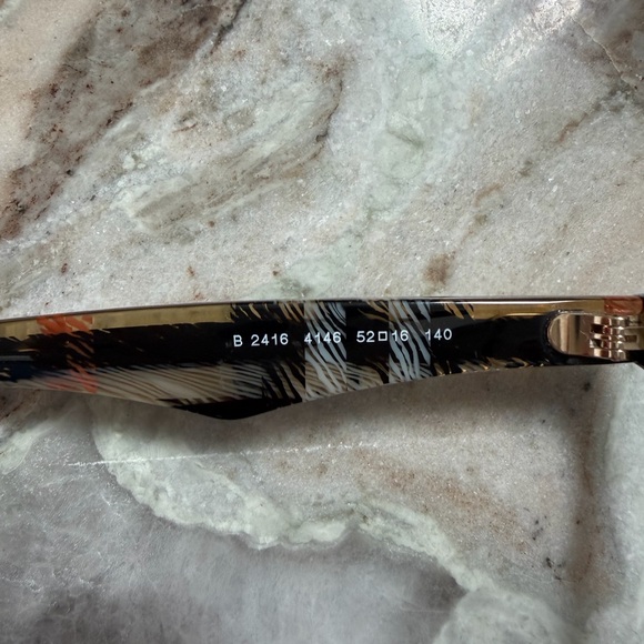 BURBERRY glasses - Picture 6 of 7